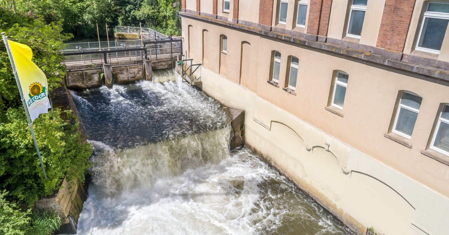 Vannkraft fra elven Emmer lar oss produsere deler av energien vi trenger på en miljøvennlig måte Vannkraft fra elven Emmer lar oss produsere deler av energien vi trenger på en miljøvennlig måte